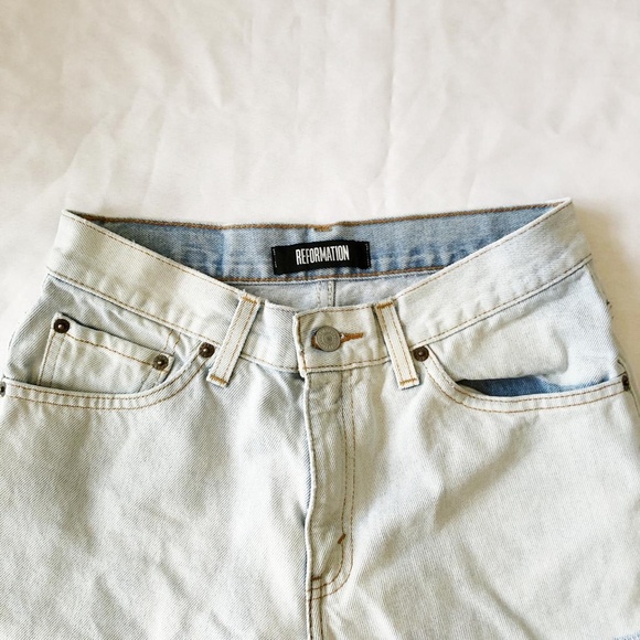 reformation custom distressed Levi's 501s - Picture 4 of 6